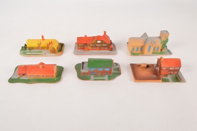 Lot 1 - Lone Star 000 N Gauge Eaglet Series Gulliver Country Town and Country Planning Buildings (6)