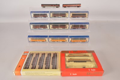 Lot 5 - American N Gauge Coaching Stock (18)