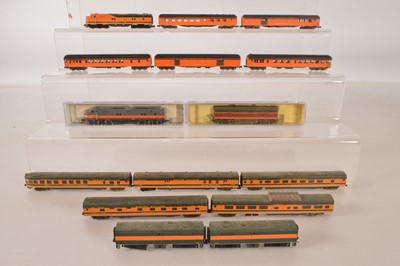 Lot 8 - American N Gauge Diesel Trains (15)