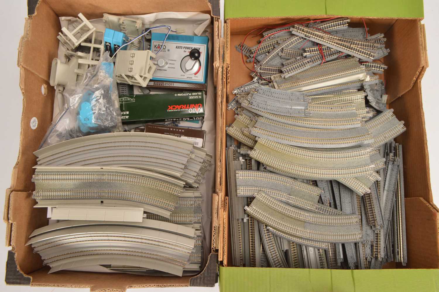 Lot 14 - Kato N gauge track and accessories (qty in 2 boxes)