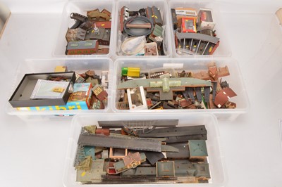 Lot 19 - Hornby Peco Heljan Kibri and other N gauge Buildings and scenic accessories (qty in 6 boxes)