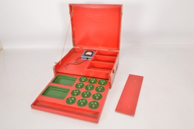 Lot 35 - Uncommon Tri-ang 00 TT Gauge Salesman's /Dealers wooden Service spares box from the Rivarossi Archive