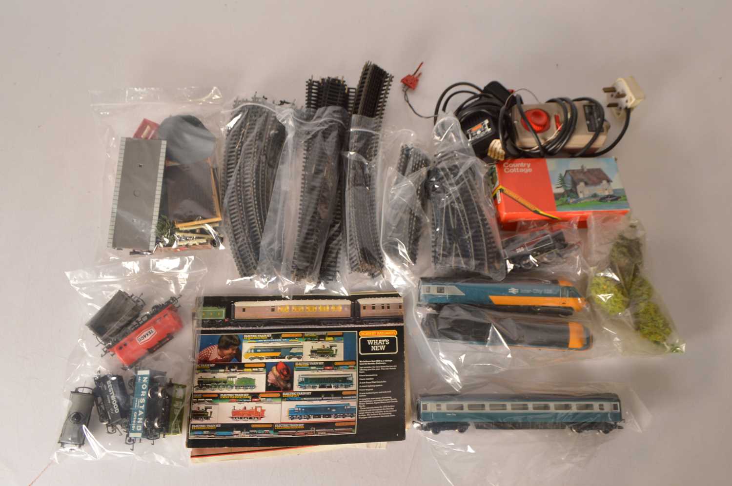 Lot 39 - Hornby Locomotives Coach wagons and track  00 gauge (qty in 1 box)