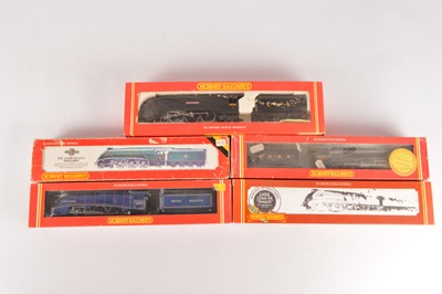 Lot 58 - Tri-ang Hornby Locomotives and Tenders in original boxes 00 gauge (5)