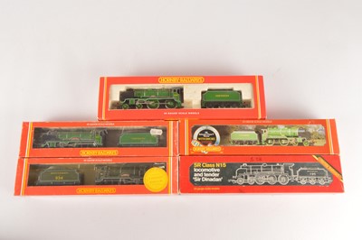 Lot 60 - Tri-ang Hornby Southern Locomotives and Tenders in original boxes 00 gauge (5)