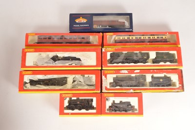 Lot 86 - Hornby Steam Locomotives Tenders and coaches in original boxes 00 gauge (9)