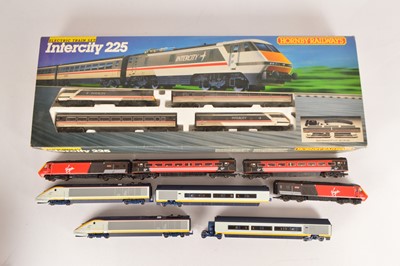 Lot 88 - Hornby HST and Eurostar Train set and loose rolling stock (9)