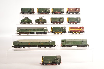 Lot 94 - Hornby and other Diesel and Electric Locomotives  00 gauge (14)