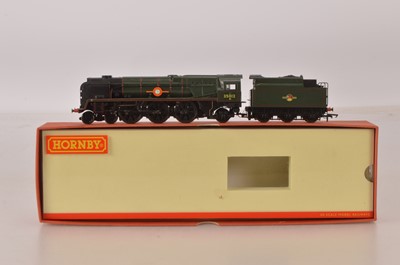 Lot 117 - Hornby (China) 00 Gauge from boxed set BR green rebuilt Merchant Navy Class 35012 'United States Lines'