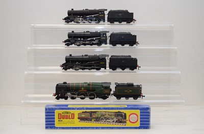 Lot 139 - Four Hornby-Dublo 00 Gauge 3-Rail Locomotives and Tenders (4)