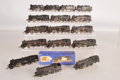 Lot 140 - Hornby-Dublo 00 Gauge 3-Rail BR black EDL18 2-6-4T and EDL17 0-6-2T Locomotives (17)