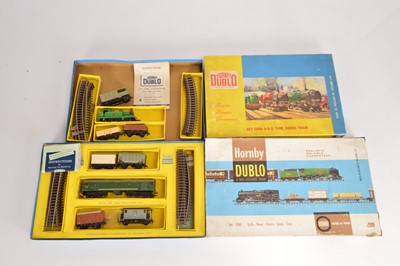 Lot 155 - Hornby-Dublo 00 Gauge 2-Rail 2033 Co-Bo and 2006 Tank Goods Sets (2)