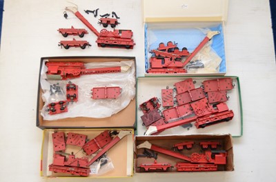 Lot 188 - Hornby-Dublo 00 Gauge 2-Rail unboxed Breakdown Cranes and match Trucks (qty)