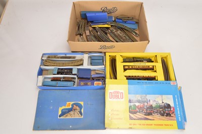 Lot 199 - Hornby-Dublo 00 Gauge 2 and 3-Rail Train Sets and additional 3-Rail Track (qty)