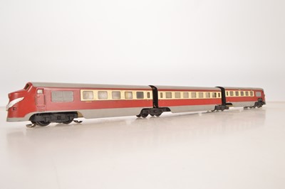 Lot 215 - Trix HO/00 Gauge Meteor red and cream 3-Car Set (3)