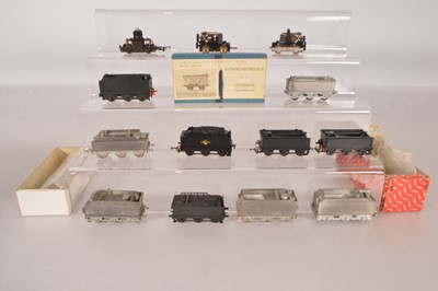 Lot 224 - Various 00 Gauge kitbuilt Tenders by various manufacturers Motor Bogies and Locomotive spares (qty)