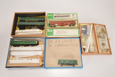 Lot 227 - MTK 00 Gauge 2-Hal kitbuilt EMU and Roxey Mouldings Coach kits with South Westen Circle Coach Kits and kitbuilt Utility Van and spares (qty).