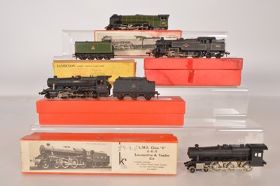 Lot 228 - 00 Gauge Kitbuilt and Part Built kits together with Modified Wrenn Locomotive (5 boxes, 4 Locomotives)