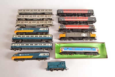 Lot 257 - Hornby  Lima Jouef Locomotives and coaches 00 gauge  (13)