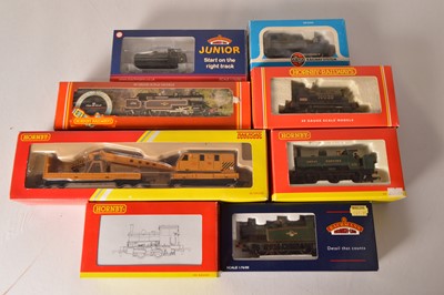 Lot 263 - Hornby Bachmann Airfix  Tank Locomotives  and a crane 00 gauge (8)