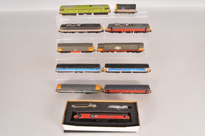 Lot 299 - Heljan Lima Hornby Diesel and Electric Locomotives 00 gauge (11)