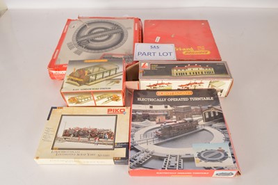 Lot 342 - Tri-ang Hornby Fleischmann and other 00 and H0 gauge Buildings accessories and components (qty in 8 boxes)