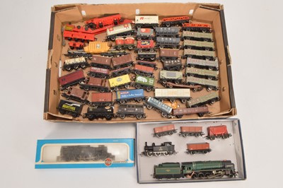 Lot 350 - Hornby Mainline Airfix  00 gauge Steam Locomotives and wagons (50)