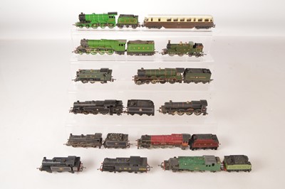 Lot 360 - Hornby Bachmann Lima and other Locomotives and Tenders 00 gauge (11)