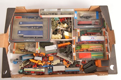 Lot 402 - Herpa Wiking and other H0 scale commercial vehicles (25+)
