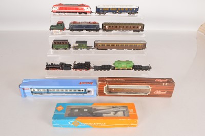 Lot 404 - Liliput Roco Rivarossi and other Locomotives Coaches and wagons H0 gauge (14)