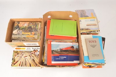 Lot 460 - Assorted Model railway Product catalogues and advertising material (120 approx.)