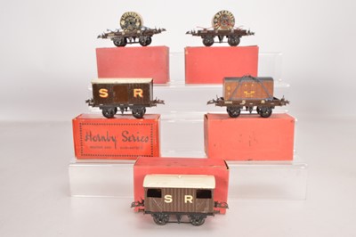 Lot 487 - Hornby 0 Gauge Pre War SR mixed group of rolling stock (5)