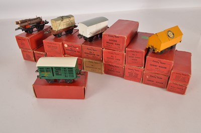 Lot 514 - Hornby 0 Gauge group of Post war Goods wagons (19)