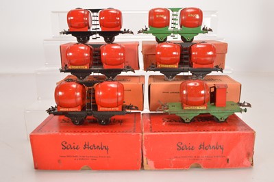 Lot 532 - French Hornby 0 Gauge wine wagons (6)