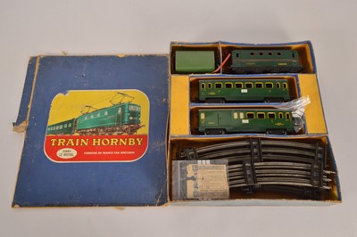 Lot 534 - French Hornby 0 Gauge SNCF Train Set OBBV LE MISTRAL 20v Electric