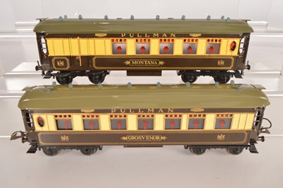 Lot 550 - Hornby 0 Gauge No.2 Pullman Coaches (2)