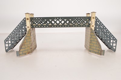 Lot 565 - Hornby 0 Gauge Lattice Girder Meccano Footbridge