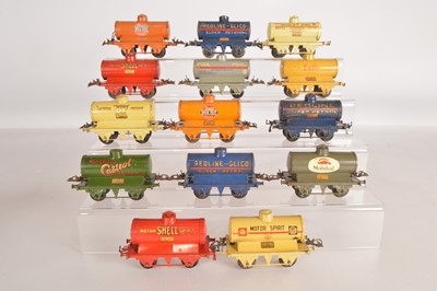Lot 568 - Hornby 0 Gauge Tank Wagons (14)