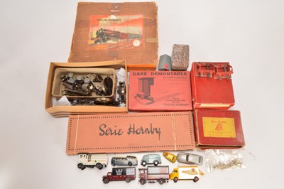 Lot 588 - French Hornby 0 Gauge Accessories and Locomotives clockwork and electric motors (36)