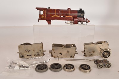 Lot 604 - Hornby 0 Gauge Clockwork 3c Body & Mech parts