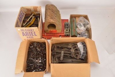 Lot 639 - Hornby O Gauge Station Tunnel Buffers and clockwork Track (qty in 7 boxes)