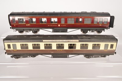 Lot 641 - Exley 0 Gauge pair of K5 Passenger coaches (2)