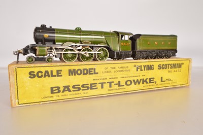 Lot 646 - Bassett Lowke 0 Gauge LNER A3 4-6-2 "Flying Scotsman" 3-Rail Electric Locomotive & Tender