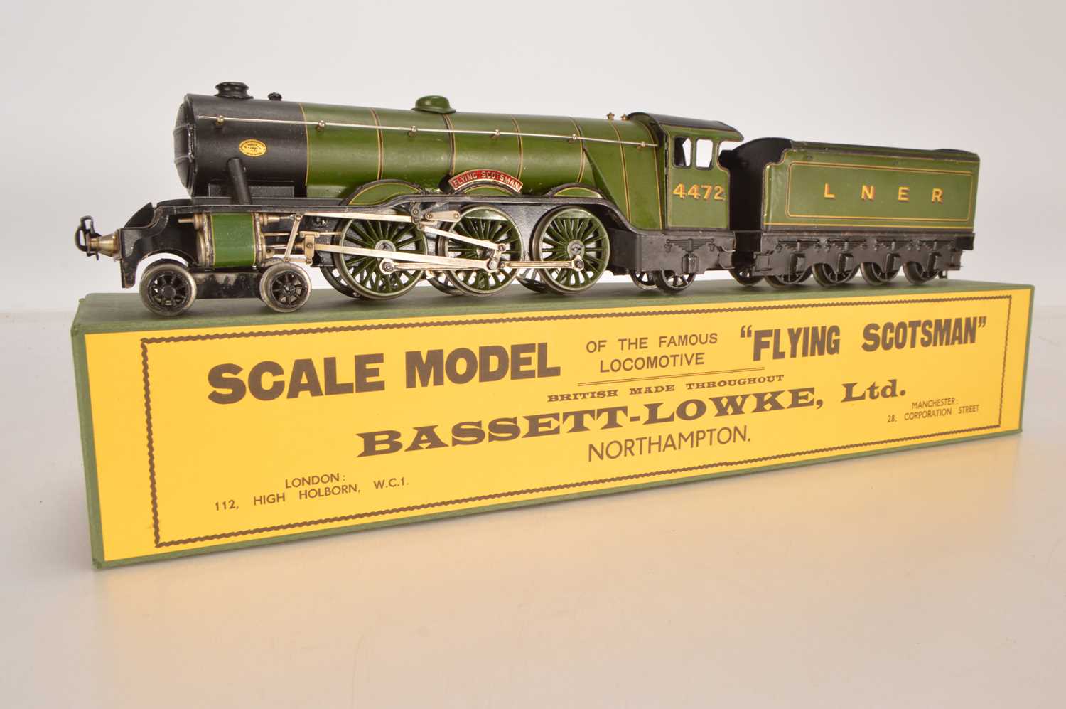 Lot 647 - Bassett Lowke 0 Gauge LNER A3 4-6-2 "Flying Scotsman" 3-Rail Electric Locomotive & Tender
