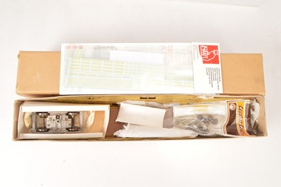 Lot 653 - A part-built O Gauge GWR Diesel Railcar by Cavalier Coaches