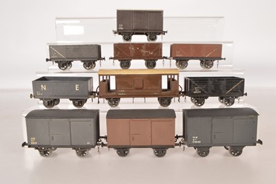 Lot 698 - Leeds (LMC) 0 Gauge Rolling Stock (10)
