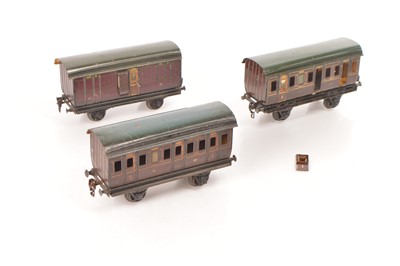 Lot 721 - Marklin Gauge 1 Midland /LMS 4-wheel Passenger coaches (3)