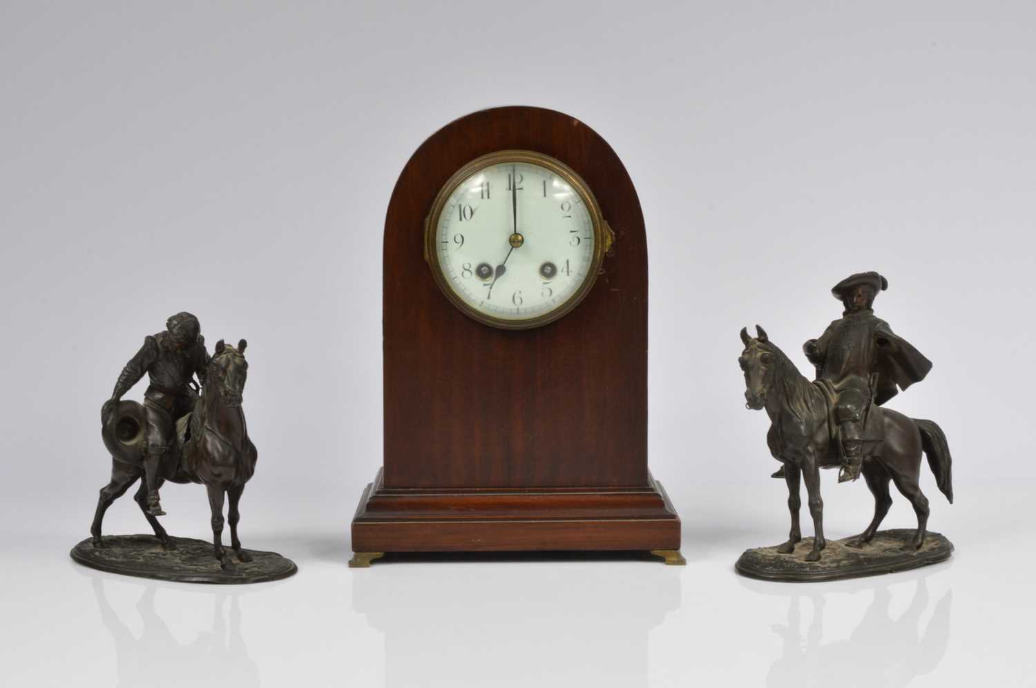 Lot 23 - An Edwardian period mantle clock