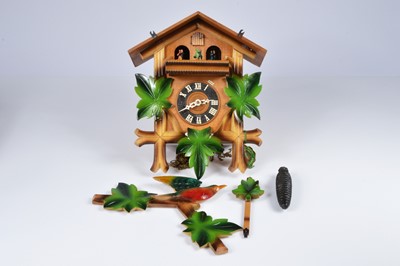 Lot 58 - A c1960s Villya "ice Skaters" Cuckoo Clock