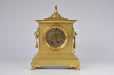 Lot 61 - An early 20th century gilt mantle clock